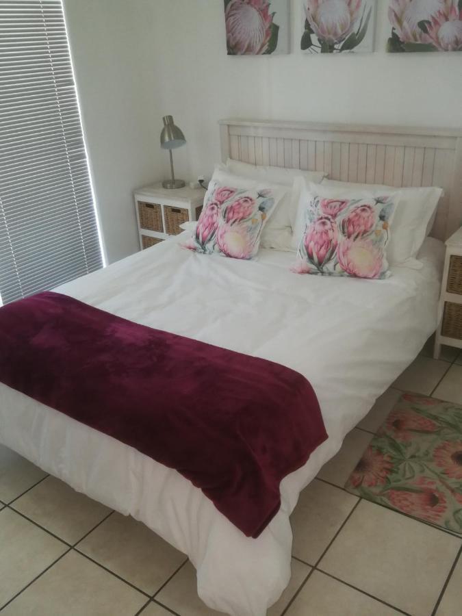 Sunset Heights 64 Apartment Langebaan Exterior photo